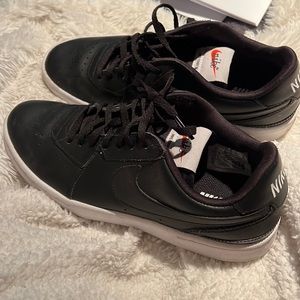 Worn once all black Nike Court Blanc’s